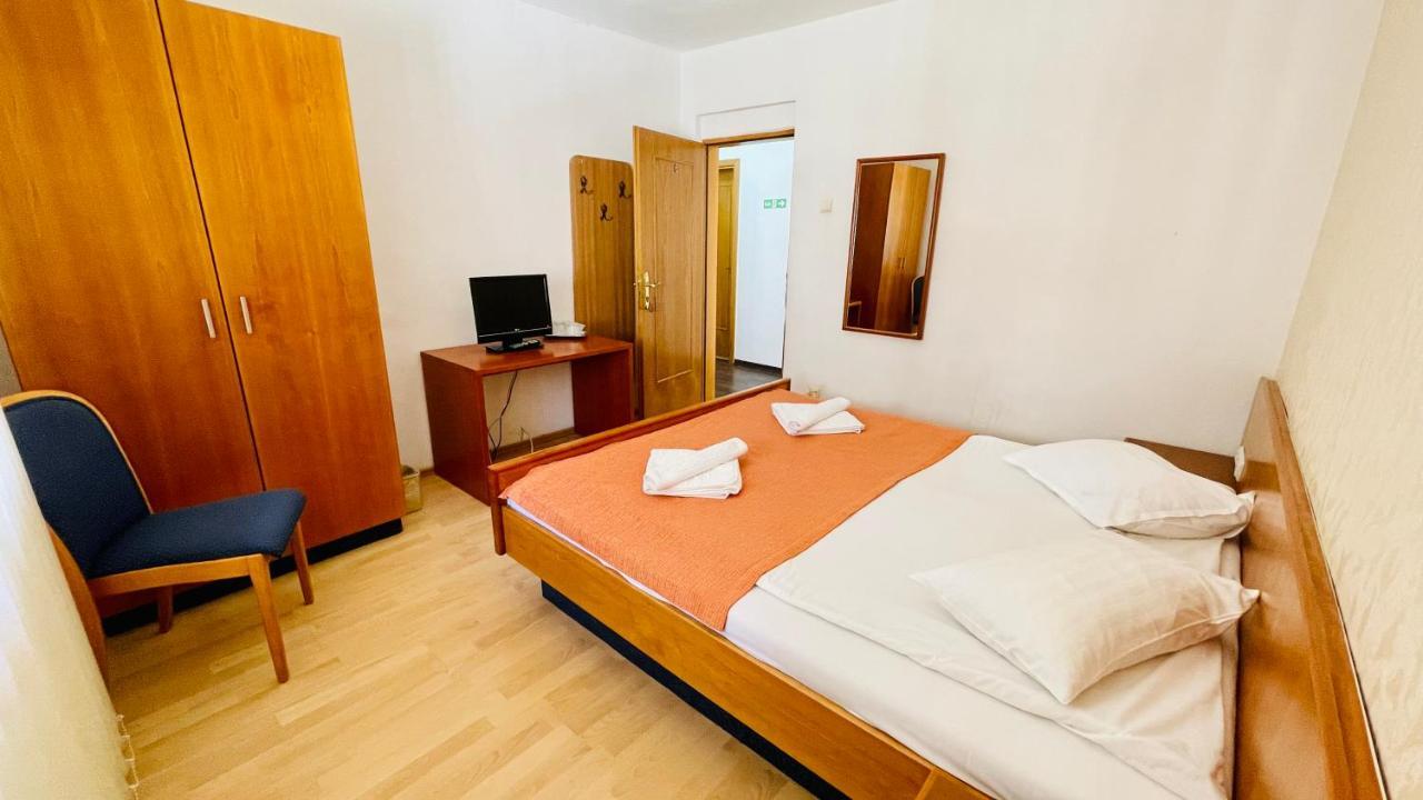 Pensiunea Luminita 3* Busteni